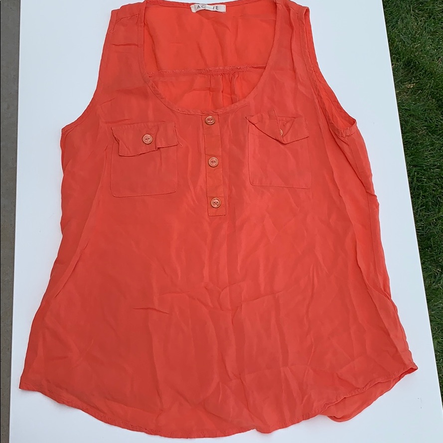 Active Spring Top